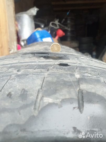 Pirelli P Zero 295/35 R21
