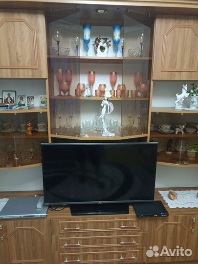 Шкаф стенка