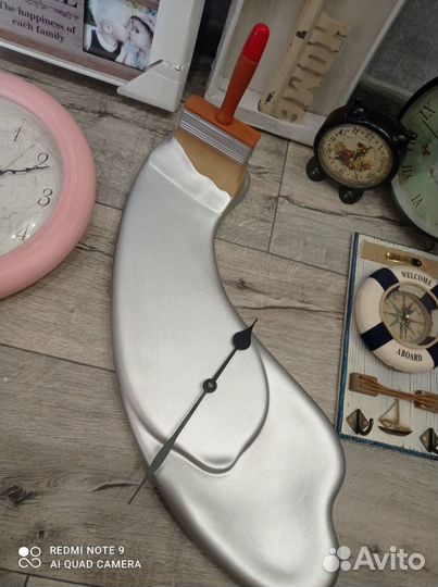 Настенные часы новые