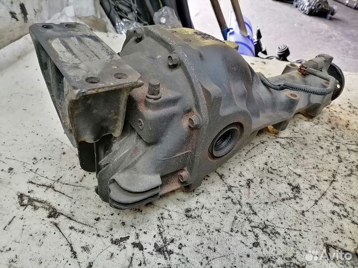 Редуктор задний Nissan Cedric PY32 LSD