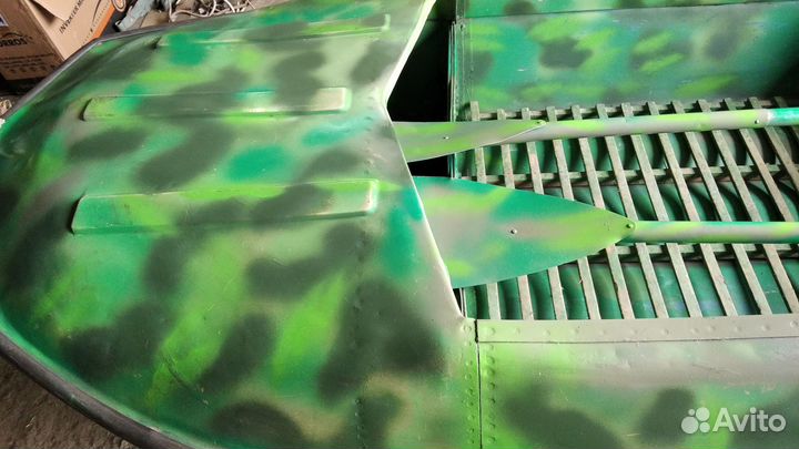 Лодка Романтика