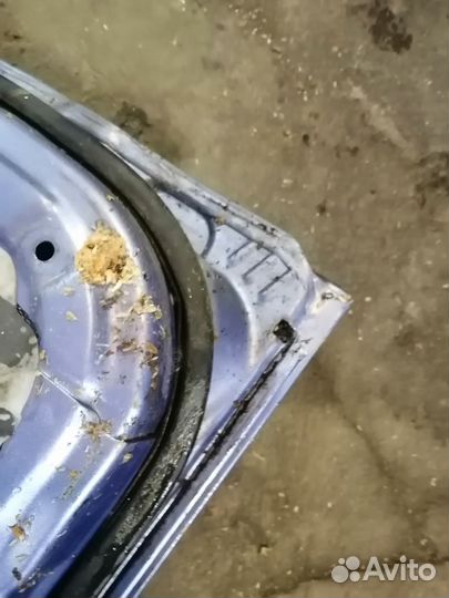 Двери задние на Hyundai Accent