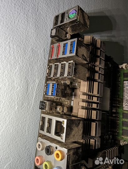 Asus sabertooth R 2.0 + DDR 3 2x8Gb