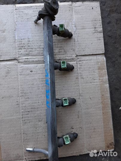 Рампа с форсунками Chevrolet Lanos, Daewoo Nexia