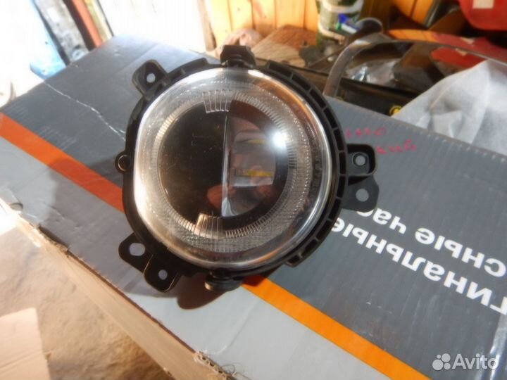 Фара противотуманная левая Mini Countryman F60