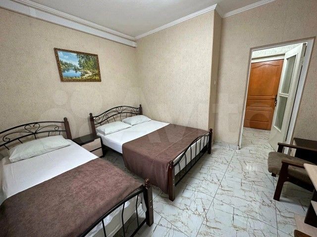 Комната 35 м², 1/2 эт.