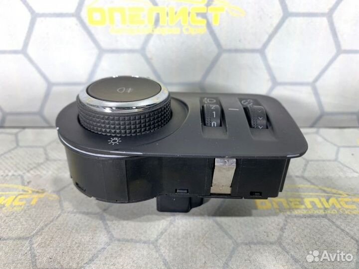 Блок включения света Opel Corsa D