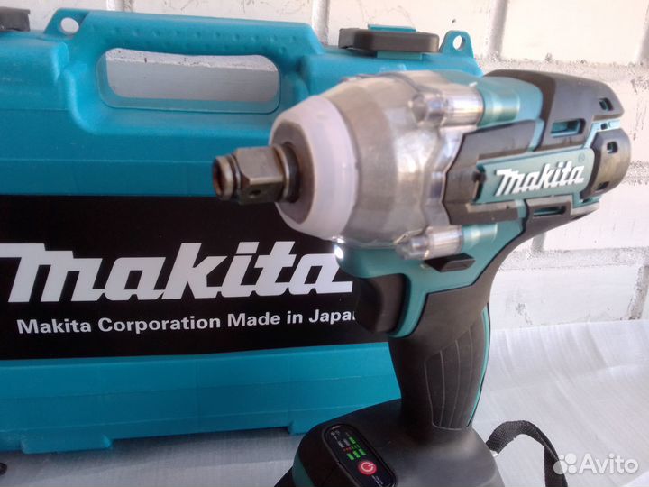 Гайковерт аккумуляторный Makita