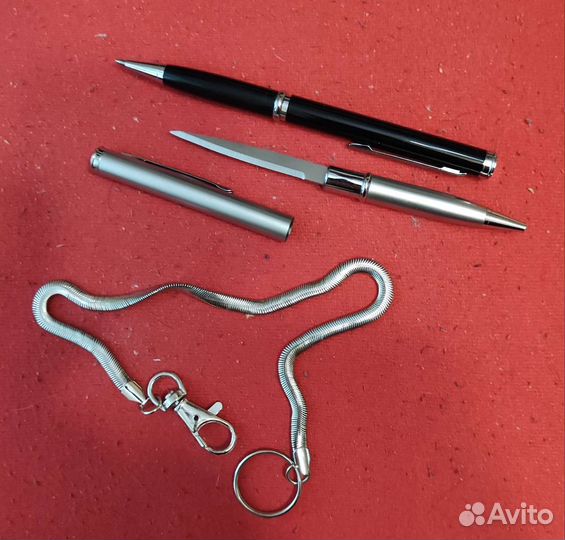 Ручка и цепочка