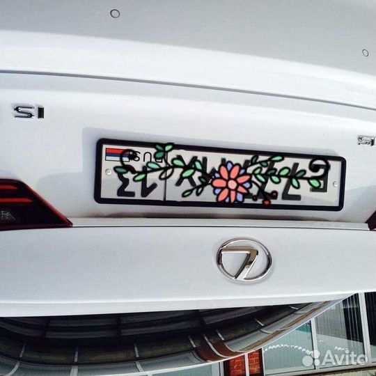 Черная силиконовая (бесшумная) рамка