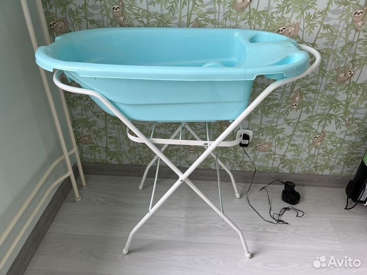 Подставка под ванную