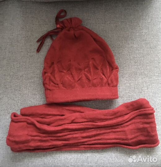 Шапки и комплекты с шарфами женские