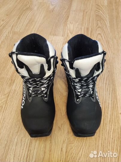 Лыжные ботинки Rossignol x-tour р. 35