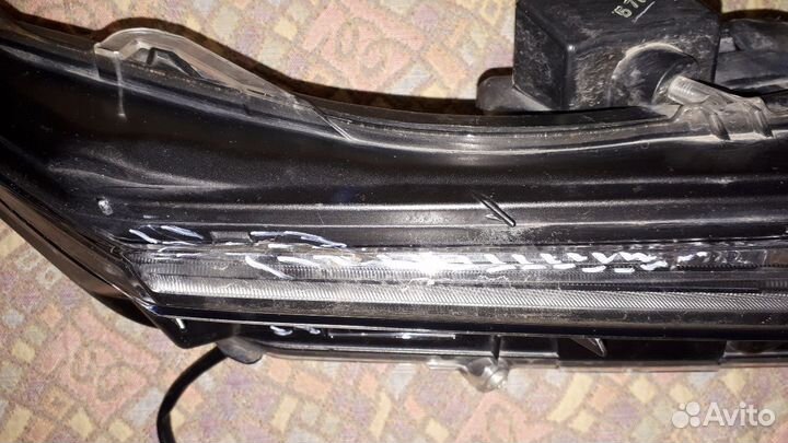 Указатель поворота правый Lexus NX 200/300 2014н.в