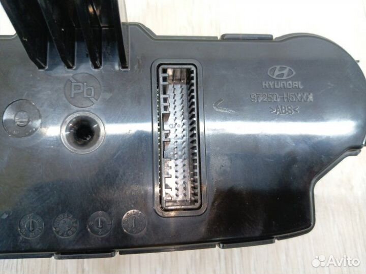 Блок управления климат-контролем Hyundai Solaris 2