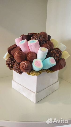 Сладкий букет из конфет