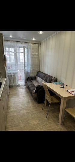 1-к. квартира, 42 м², 3/10 эт.