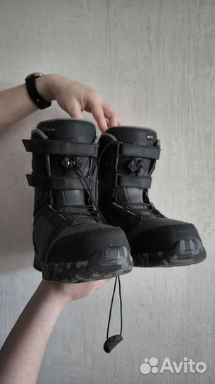 Детский сноуборд nitro с креплениями и ботинками