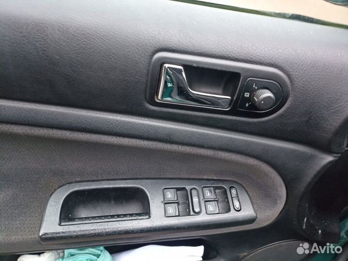 Volkswagen Passat 1.8 AT, 1999, 245 000 км