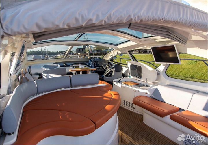 Спортивная яхта Azimut Atlantis 55