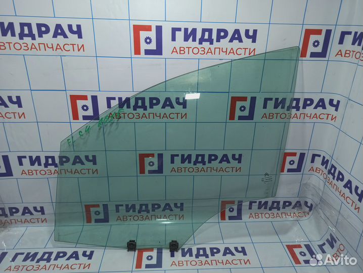 Стекло двери передней левой Citroen C 4 9201Q6. Се