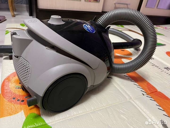 Пылесос Samsung easy 1800w