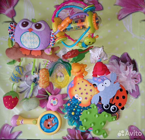 Детские игрушки до 1 года пакетом