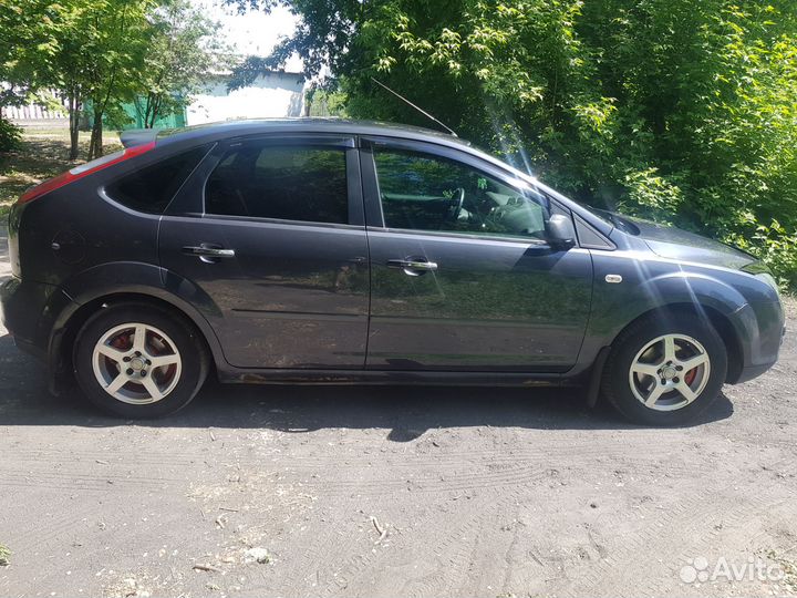 Ford Focus 1.8 МТ, 2007, 120 000 км