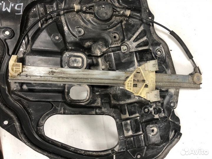 Панель двери передний левый Mazda Atenza GH5AP