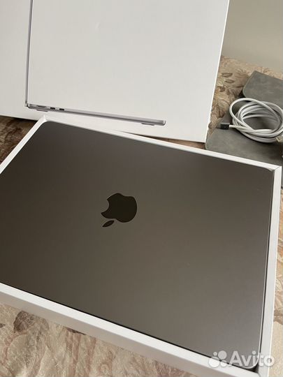 Macbook air 13 m2 2022 8 256гб серый
