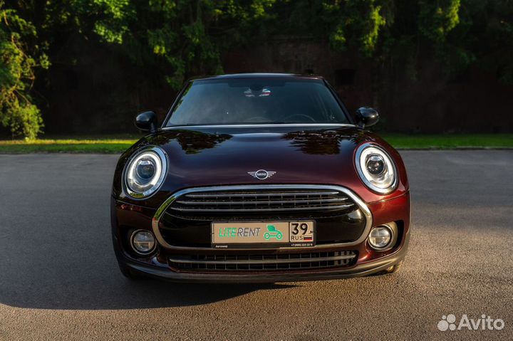 Аренда / прокат авто Mini Cooper Clubman