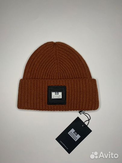 Шапка Weekend Offender оригинал
