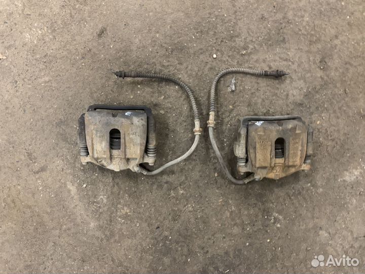 Суппорт передний Chery Tiggo T11 Fl