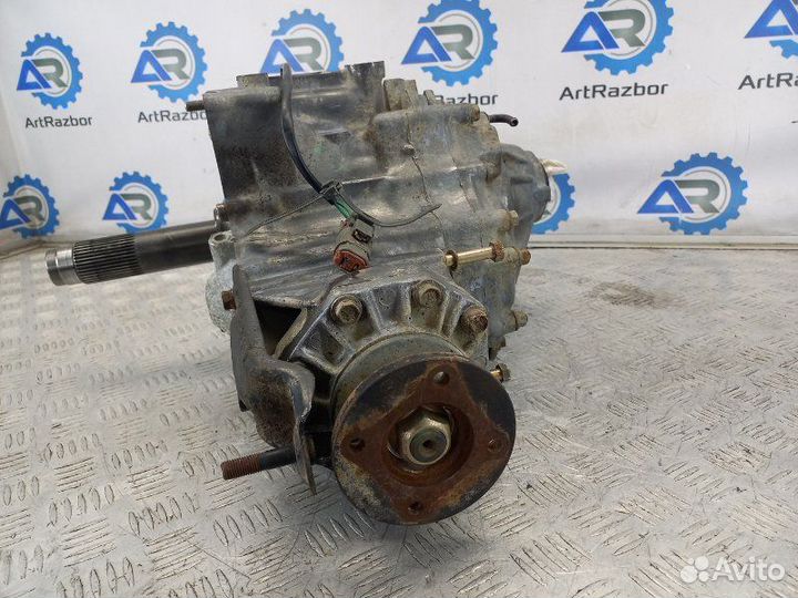 Коробка раздаточная (раздатка) Nissan Prairie 2