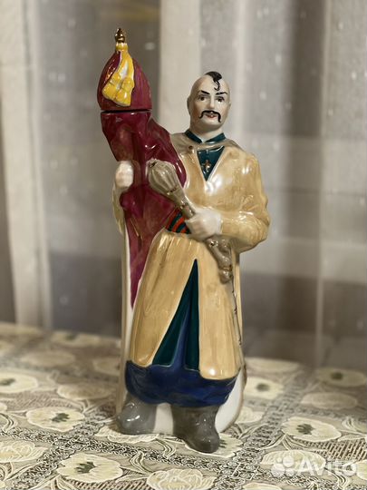 Штоф казак. Советский фарфор