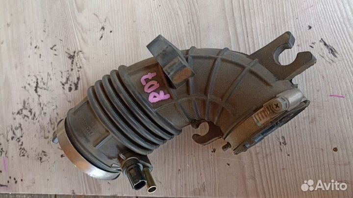 Патрубок воздушного фильтра Honda Cr-V RD7 K24A