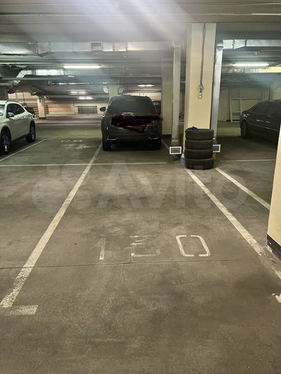 Машиноместо