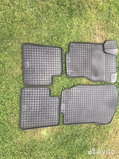 Автомобильные коврики mercedes