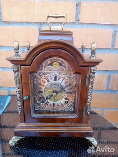 Старинные часы,кабинетные