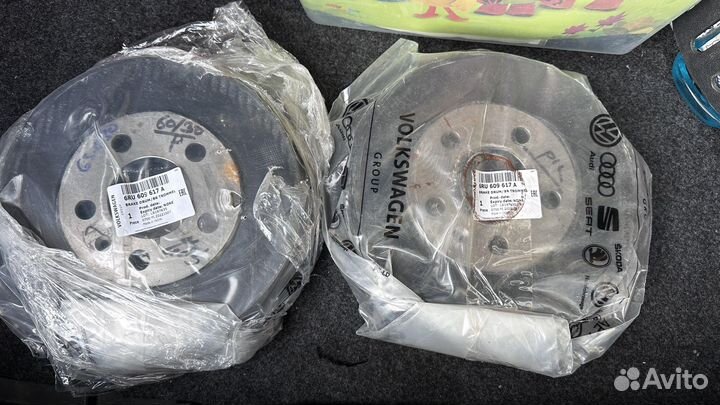 Тормозные барабаны vag 6RU609617A