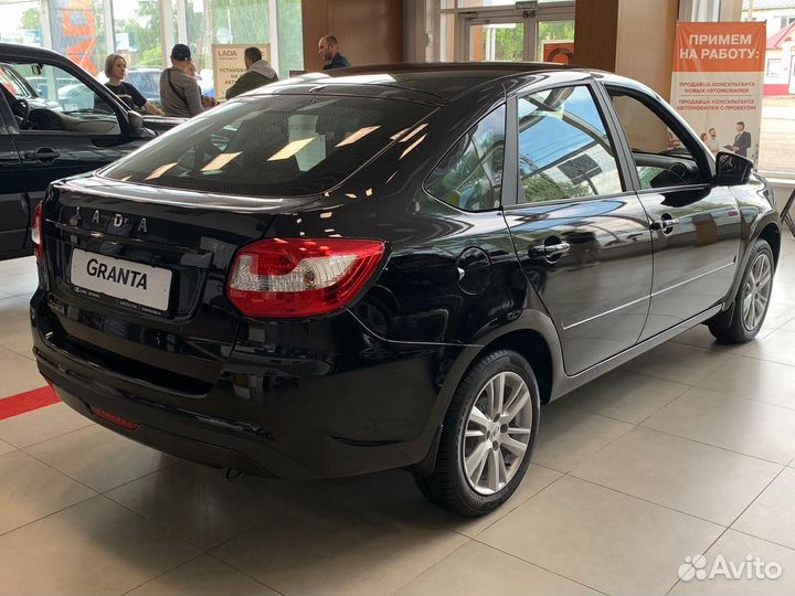 LADA Granta 1.6 МТ, 2023