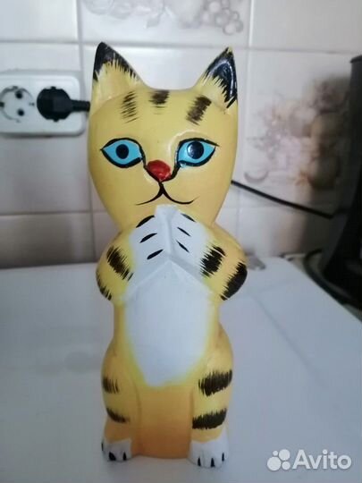 Кошки для интерьера из Индонезии актуально