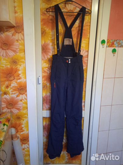 Лыжный комбинезон 46-48 р/р