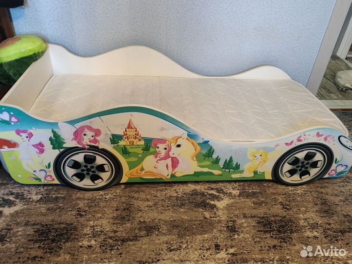 Кровать машина с матрасом