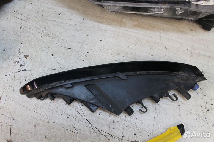 Указатель поворота левый Porsche Macan 95B941181A