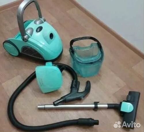 Пылесос с водяным фильтром