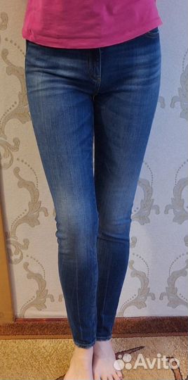 Продам новые джинсы от Армани (оригинал)