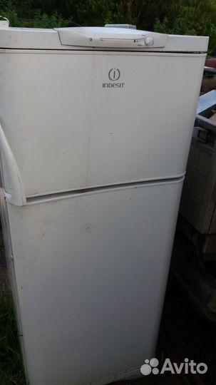 Холодильник бу