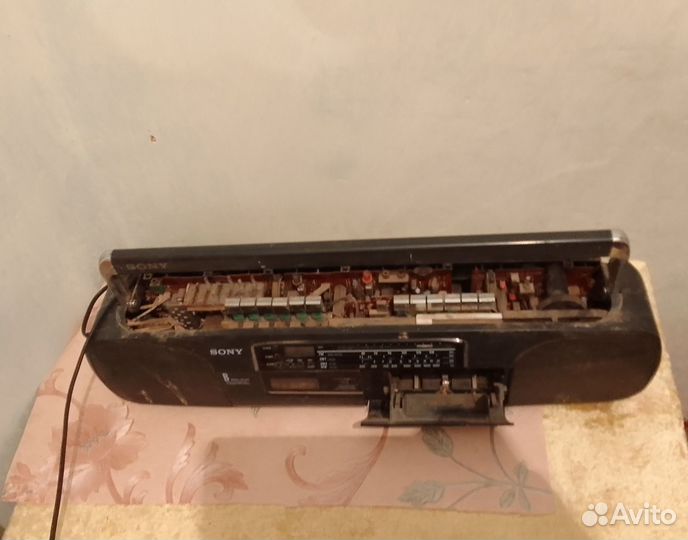 Продаётся магнитофон Sony