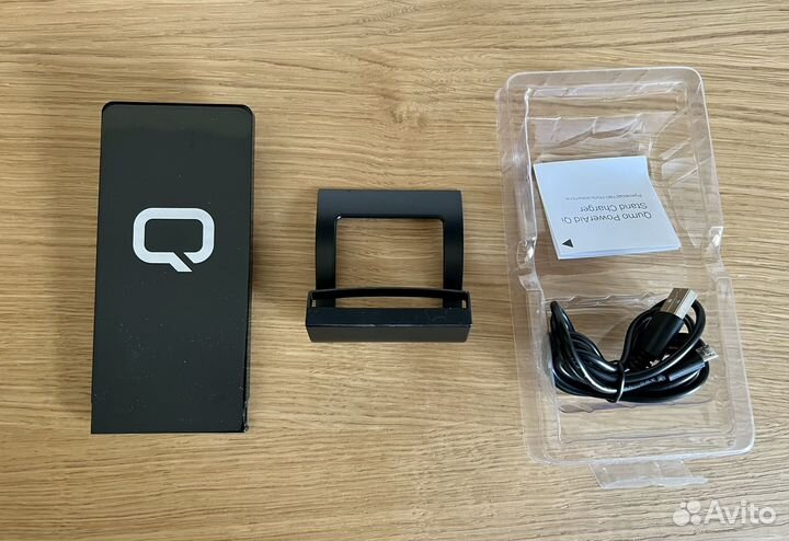 Беспроводное зарядное устройство Qumo Qi